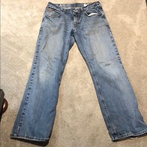 2 pairsof men’s ariat jeans 31x34